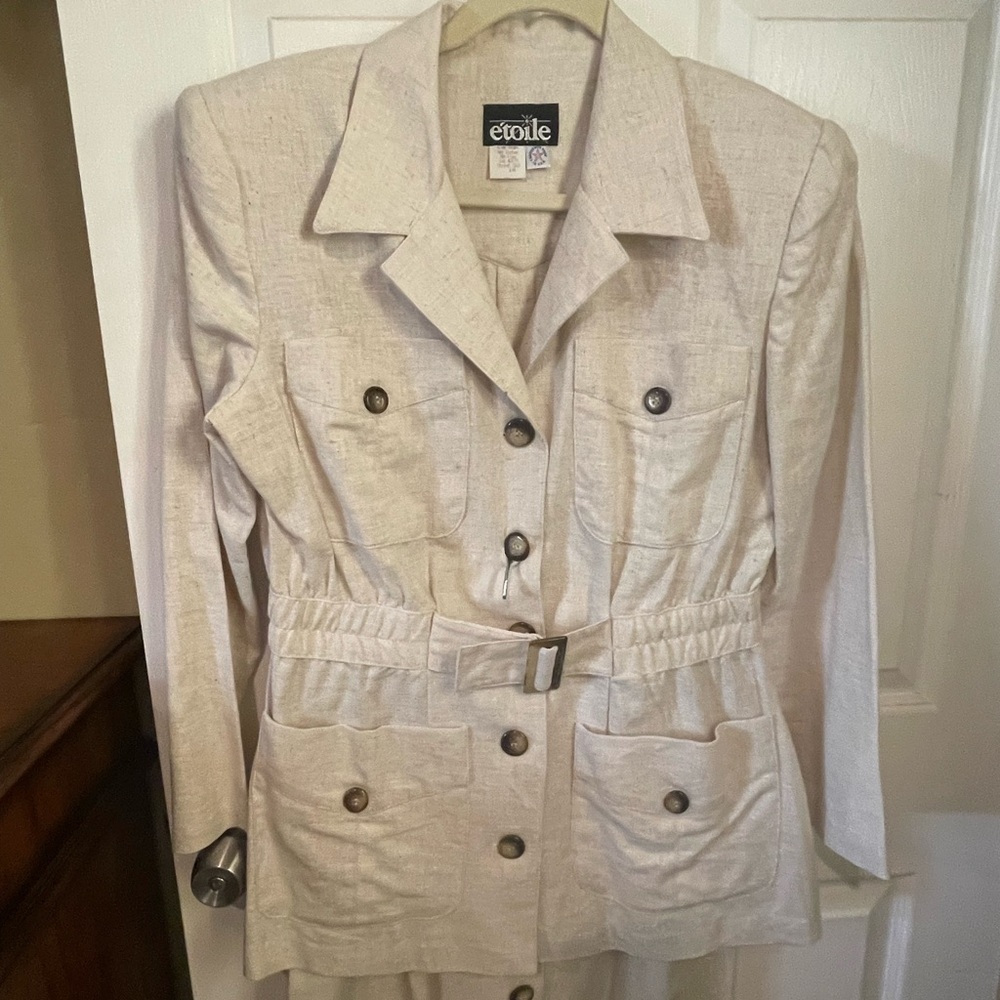 Vintage Women's Cream Jacket & Skirt Set - Picture 3 of 5